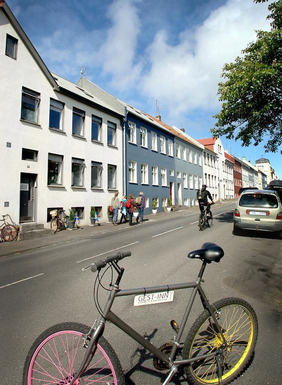 Gestinn Guesthouse Reykjavik Exterior photo