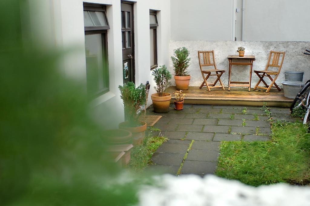 Gestinn Guesthouse Reykjavik Exterior photo